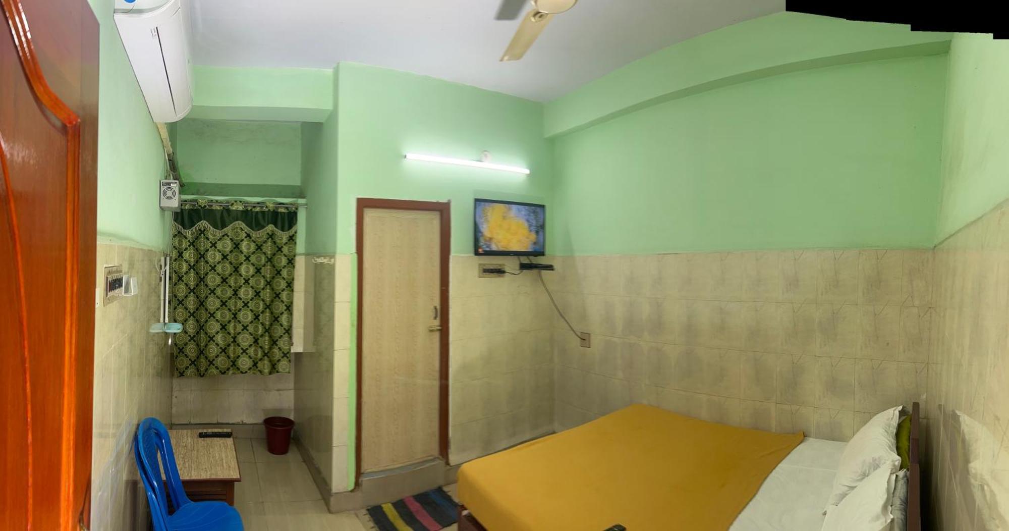 Hotel Chola Lodge Arantangi Bagian luar foto